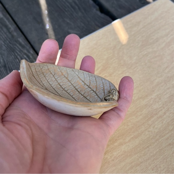 Handmade Ceramic Pressed Leaf Bowl Dish By Annette Trujillo - Picture 12 of 15